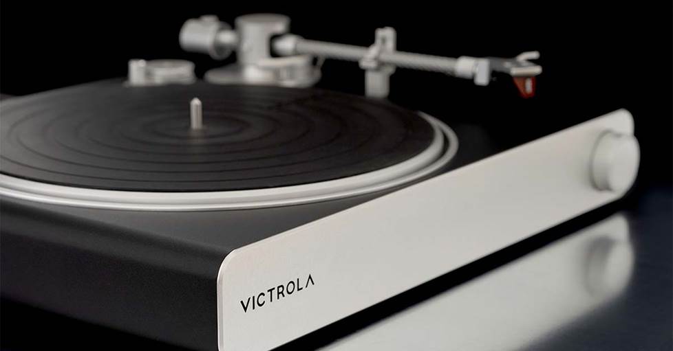 Victrola Stream Carbon semi-automatic belt-drive turntable with Sonos streaming